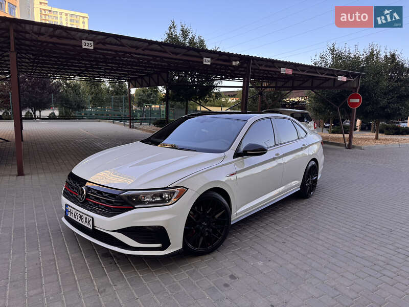 Volkswagen Jetta 2019