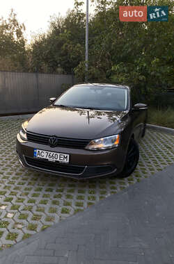 Седан Volkswagen Jetta 2013 в Луцьку