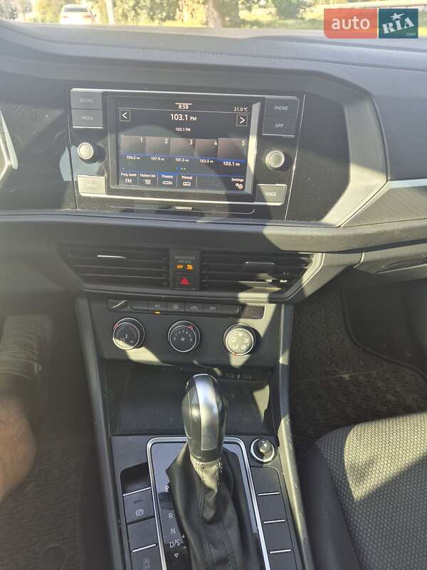 Седан Volkswagen Jetta 2021 в Киеве