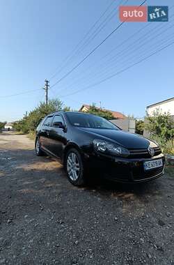 Універсал Volkswagen Jetta 2013 в Дніпрі