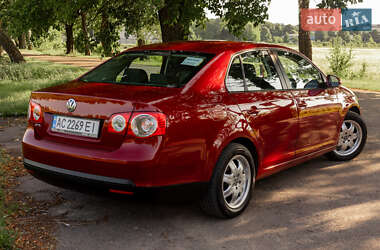 Седан Volkswagen Jetta 2006 в 
