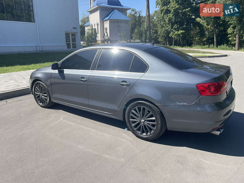 Седан Volkswagen Jetta 2010 в Решетилівці фото 3 Седан Volkswagen Jetta 2010 в Решетилівці