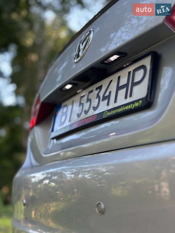 Седан Volkswagen Jetta 2013 в Полтаві