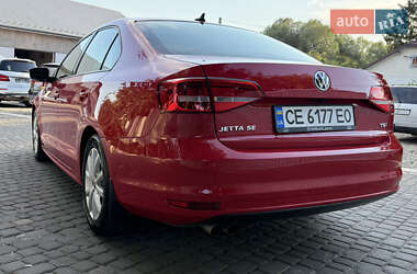 Седан Volkswagen Jetta 2015 в 