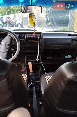 Седан Volkswagen Jetta 1986 в Луцьку
