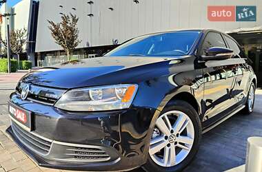 Седан Volkswagen Jetta 2012 в Києві