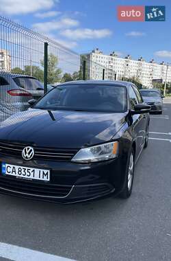 Седан Volkswagen Jetta 2013 в Харькове