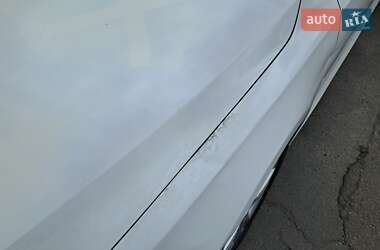 Седан Volkswagen Jetta 2010 в  фото 21 Седан Volkswagen Jetta 2010 в