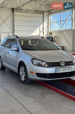 Універсал Volkswagen Jetta 2013 в Іллінцях