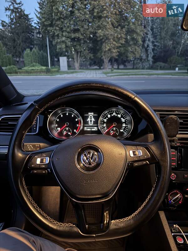 Седан Volkswagen Jetta 2014 в Кременчуці фото 9 Седан Volkswagen Jetta 2014 в Кременчуці