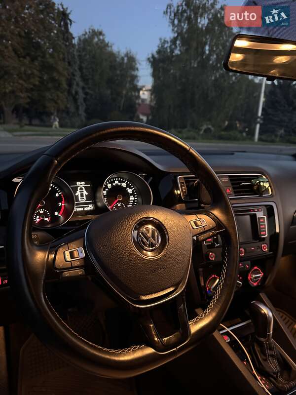 Седан Volkswagen Jetta 2014 в Кременчуці фото 11 Седан Volkswagen Jetta 2014 в Кременчуці