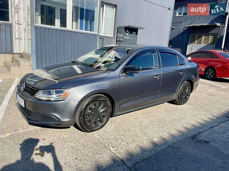 Седан Volkswagen Jetta 2011 в Харькове