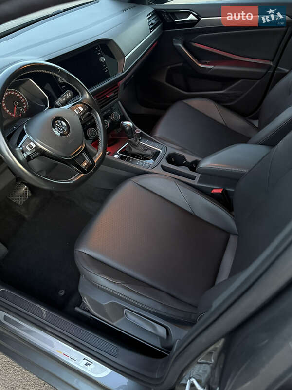 Седан Volkswagen Jetta 2019 в Одессе