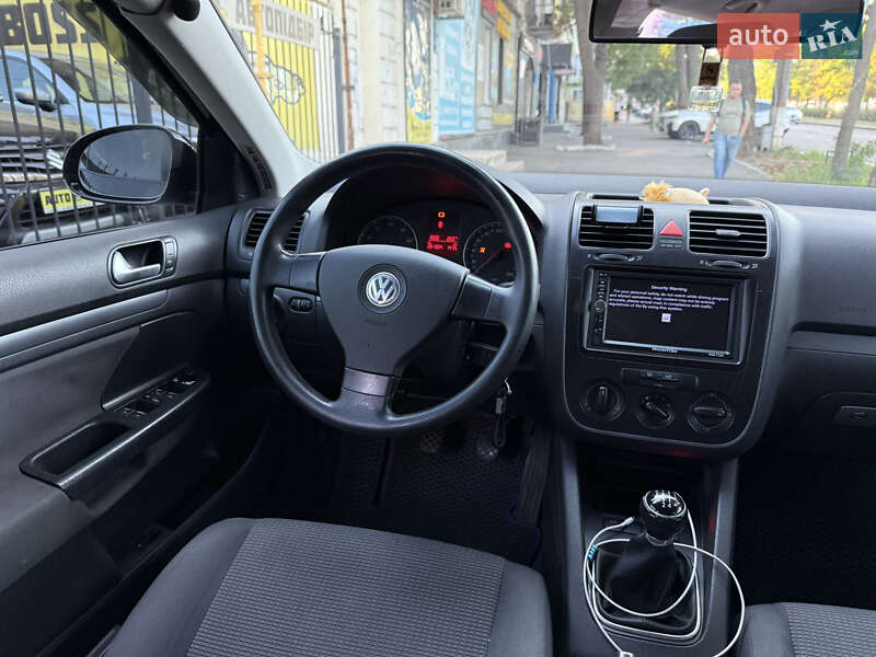Седан Volkswagen Jetta 2005 в Николаеве фото 24 Седан Volkswagen Jetta 2005 в Николаеве