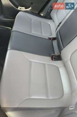 Седан Volkswagen Jetta 2013 в 