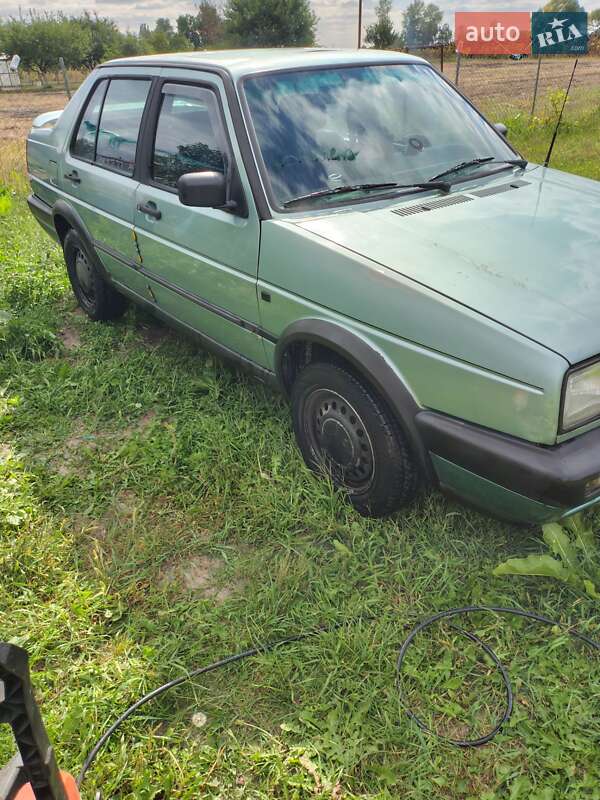Седан Volkswagen Jetta 1990 в Вышгороде