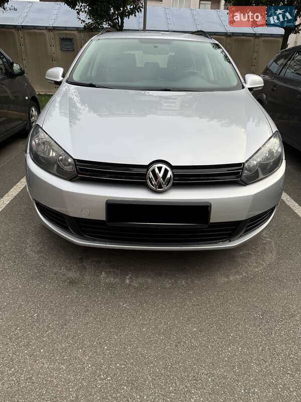 Універсал Volkswagen Jetta 2014 в Києві