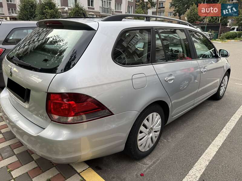 Універсал Volkswagen Jetta 2014 в Києві