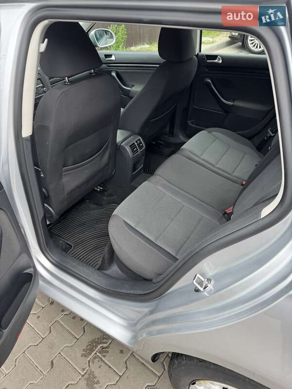 Універсал Volkswagen Jetta 2014 в Києві