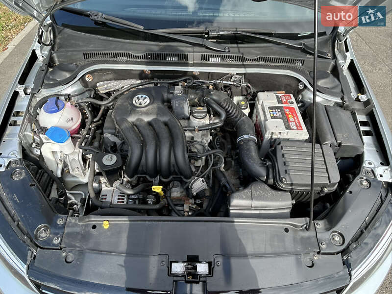 Седан Volkswagen Jetta 2013 в Киеве