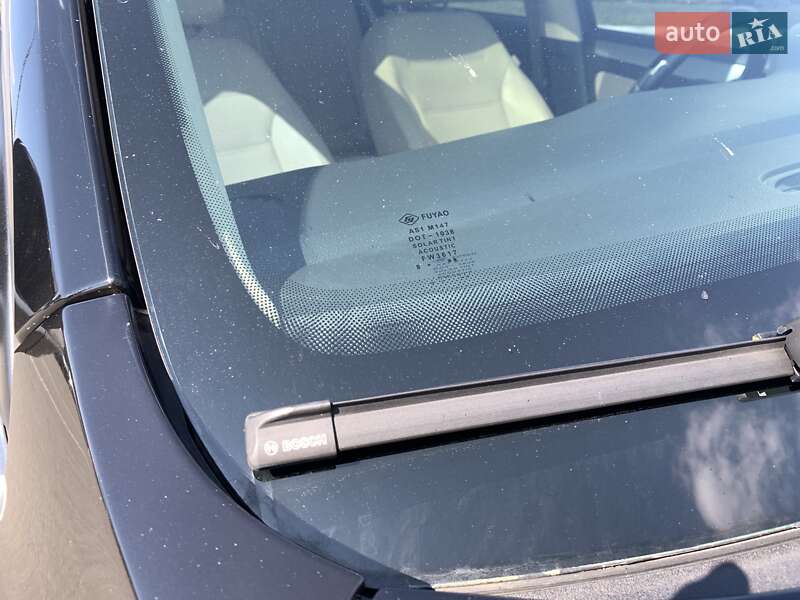 Седан Volkswagen Jetta 2014 в Дніпрі