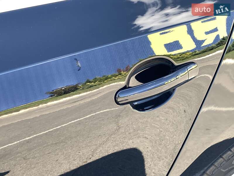 Седан Volkswagen Jetta 2014 в Дніпрі