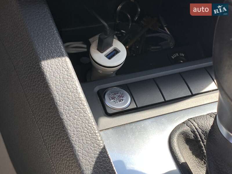 Седан Volkswagen Jetta 2014 в Дніпрі