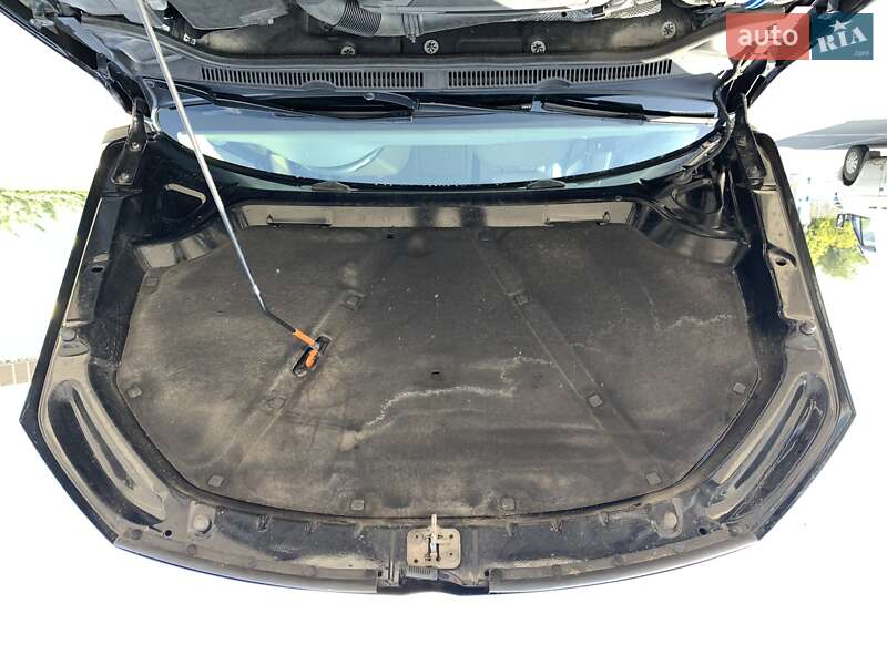 Седан Volkswagen Jetta 2014 в Дніпрі