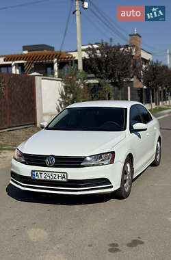 Седан Volkswagen Jetta 2016 в 