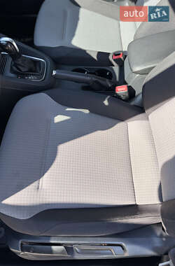 Седан Volkswagen Jetta 2016 в 