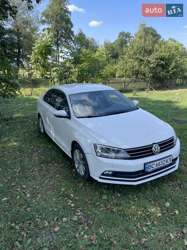 Седан Volkswagen Jetta 2016 в Рава-Русской