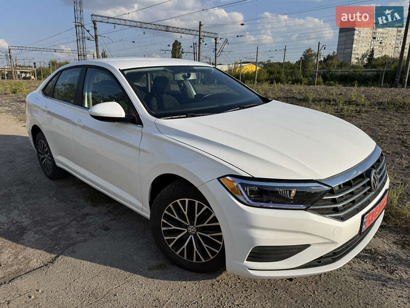 Седан Volkswagen Jetta 2021 в Харькове