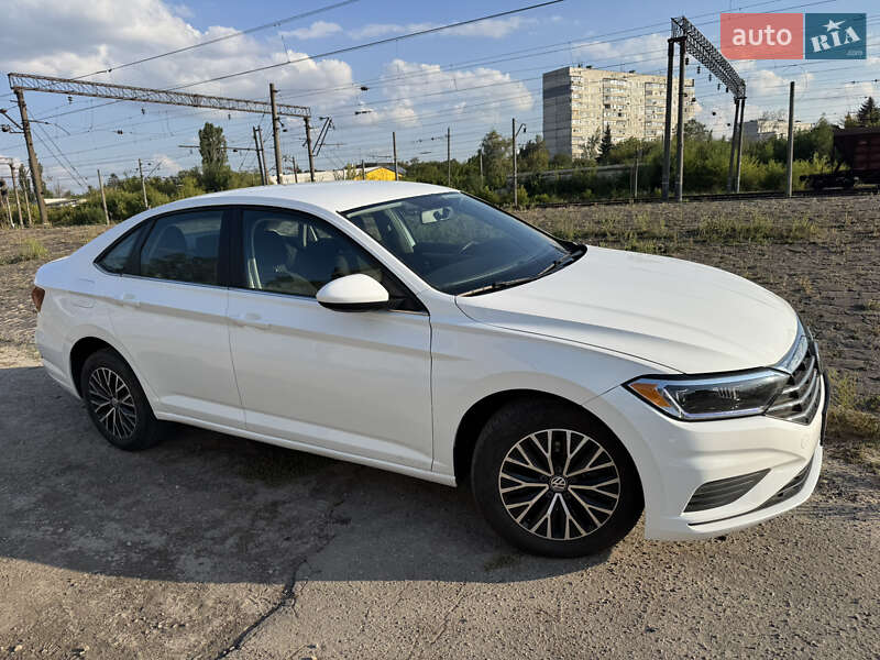 Седан Volkswagen Jetta 2021 в Харькове