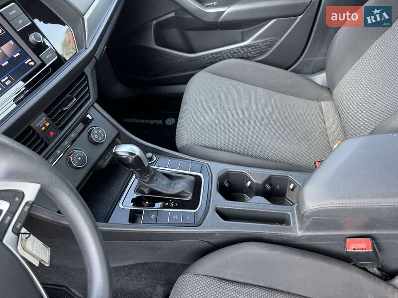 Седан Volkswagen Jetta 2021 в Харькове