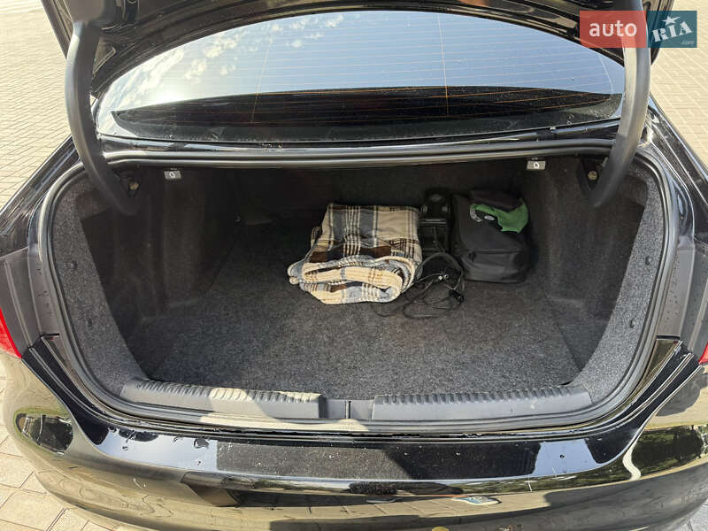 Седан Volkswagen Jetta 2014 в Каменском фото 17 Седан Volkswagen Jetta 2014 в Каменском