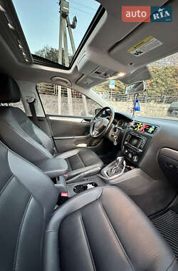 Седан Volkswagen Jetta 2013 в 