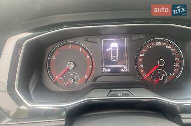 Седан Volkswagen Jetta 2019 в 