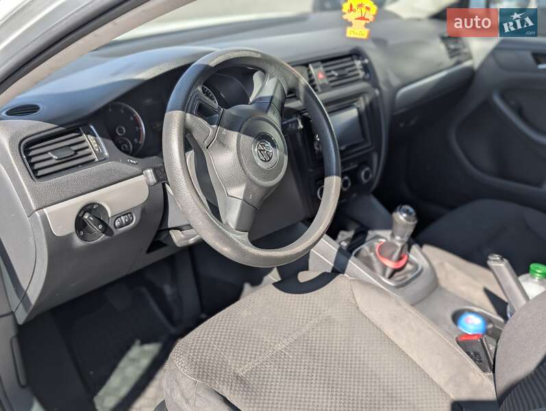 Седан Volkswagen Jetta 2014 в Киеве