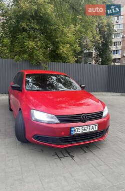 Седан Volkswagen Jetta 2012 в Днепре