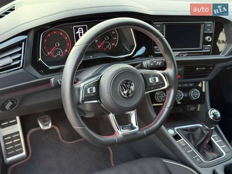 Седан Volkswagen Jetta 2019 в Одессе фото 33 Седан Volkswagen Jetta 2019 в Одессе