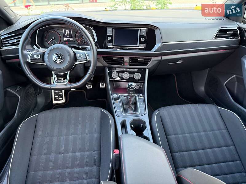 Седан Volkswagen Jetta 2019 в Одессе фото 58 Седан Volkswagen Jetta 2019 в Одессе