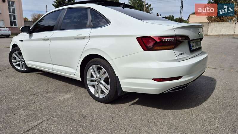 Седан Volkswagen Jetta 2019 в Запорожье
