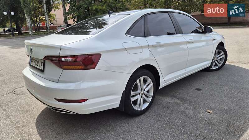 Седан Volkswagen Jetta 2019 в Запорожье