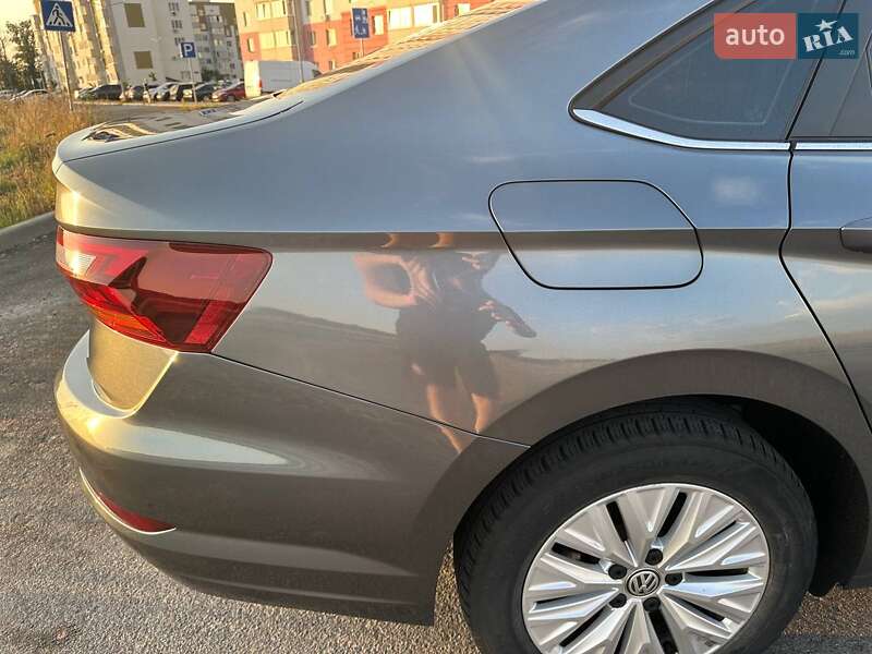Седан Volkswagen Jetta 2019 в Виннице
