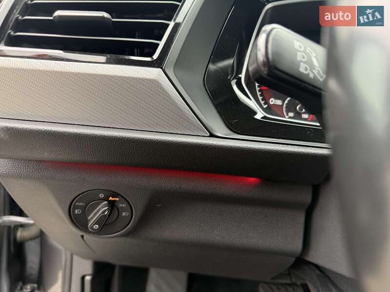 Седан Volkswagen Jetta 2019 в Одессе