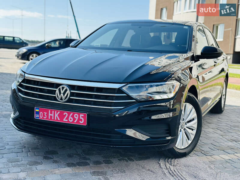 Седан Volkswagen Jetta 2019 в Виннице