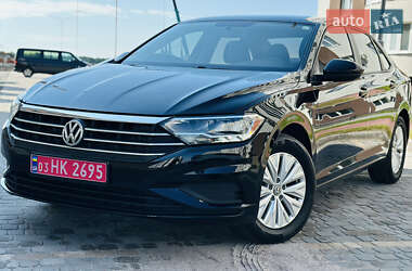 Седан Volkswagen Jetta 2019 в Виннице