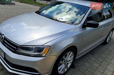 Седан Volkswagen Jetta 2015 в 