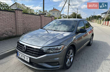 Седан Volkswagen Jetta 2019 в Львові