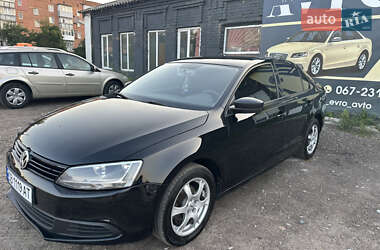 Седан Volkswagen Jetta 2012 в 